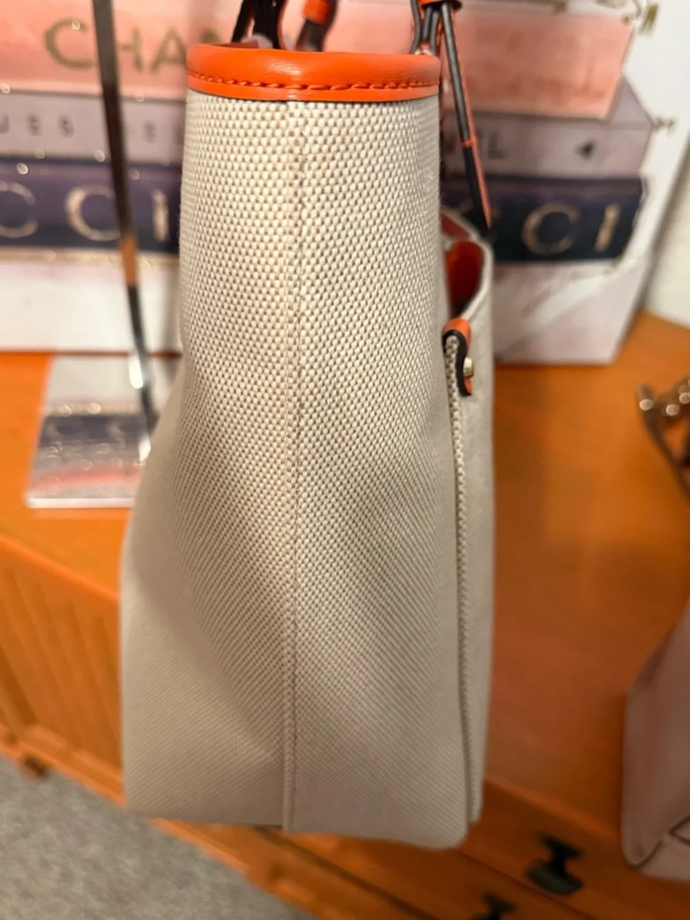 Michael Kors Jet Set Poppy Medium Double Pocket Tote NWT - Picture 7 of 11